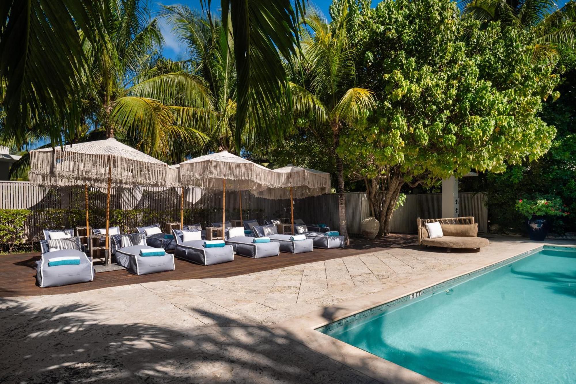 Hotel The Oasis At Grace Bay Exterior foto